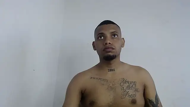 Snapshot of drako_monster chatting on June 17, 4:52 pm drako monster online show from June 17, 4:52 pm