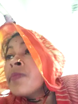 Co punam online show from December 20, 1:23 am