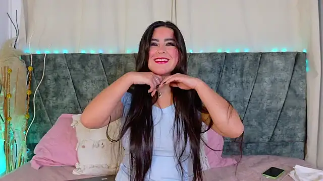 JulietaTorres  online show from February 7, 3:43 am