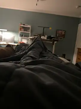 Snapshot of Beastyfuck chatting on November 27, 12:35 am Beastyfuck online show from November 27, 12:35 am