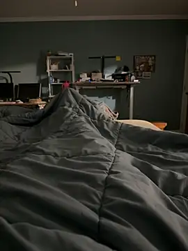 Snapshot of Beastyfuck chatting on February 4, 2:28 am Beastyfuck online show from February 4, 2:28 am