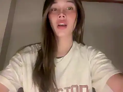 CallMeLerren online show from February 2, 9:24 pm