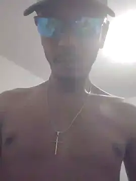 Snapshot of Picamacia20 chatting on November 19, 5:51 am Picamacia20 online show from November 19, 5:51 am