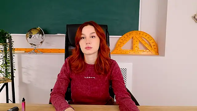 Snapshot of ClaireMathis chatting on November 30, 2:54 pm ClaireMathis online show from November 30, 2:54 pm