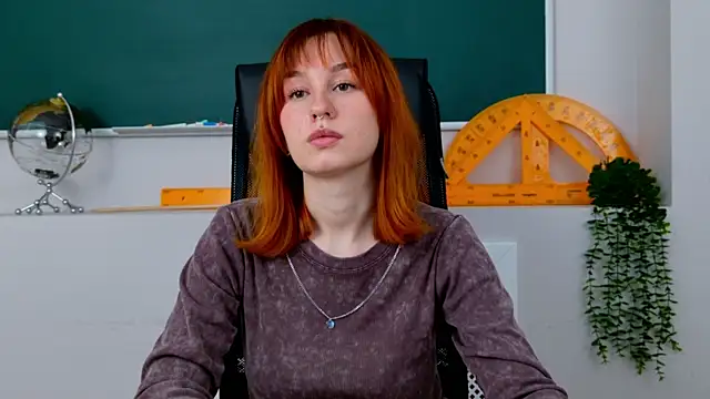 Snapshot of ClaireMathis chatting on January 9, 2:53 pm ClaireMathis online show from January 9, 2:53 pm