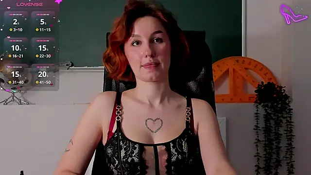 Snapshot of ClaireMathis chatting on January 31, 7:34 pm ClaireMathis online show from January 31, 7:34 pm