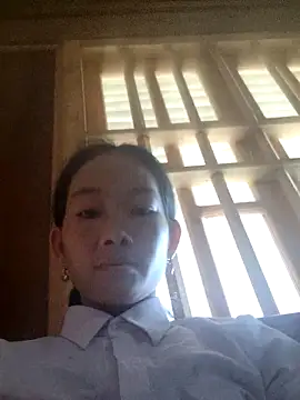 Snapshot of gio-thu chatting on October 9, 4:54 am gio-thu online show from October 9, 4:54 am