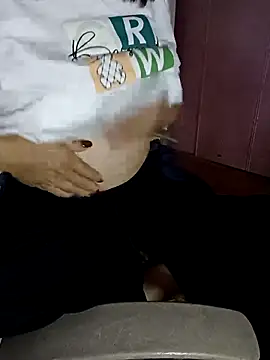 Snapshot of Jonaa99 chatting on February 18, 7:04 am Jonaa99 online show from February 18, 7:04 am