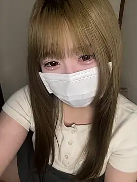 Snapshot of _Minami_x chatting on October 11, 7:51 am Minami x online show from October 11, 7:51 am