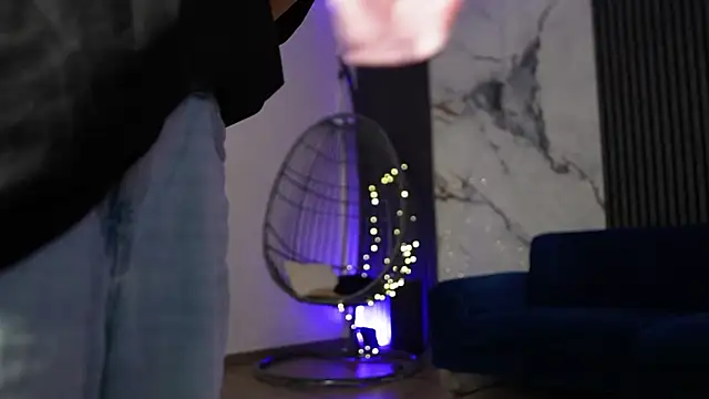 RachelRavee online show from January 13, 5:24 am