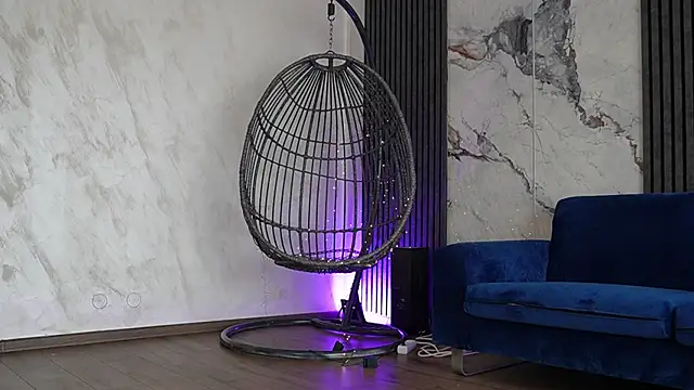 RachelRavee online show from March 27, 8:26 am