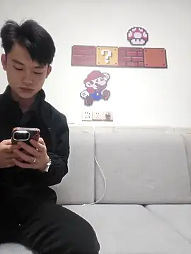 KK-cuteboy online show from April 21, 12:55 pm
