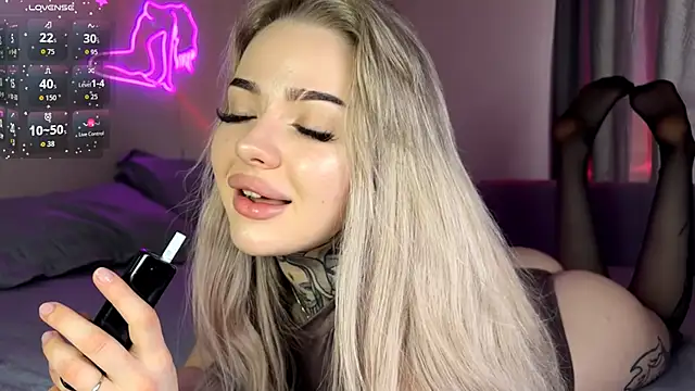 Snapshot of bklfen chatting on December 20, 11:06 am bklfen online show from December 20, 11:06 am