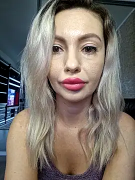 BritanyVegas online show from November 4, 10:36 am