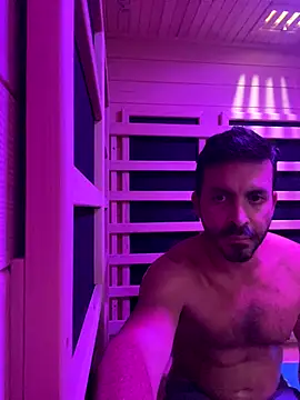 Snapshot of DrDreAu chatting on October 27, 7:23 am DrDreAu online show from October 27, 7:23 am