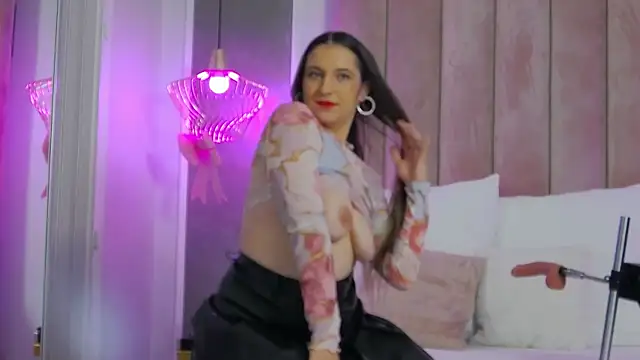 TesaQuinn online show from October 22, 6:07 pm