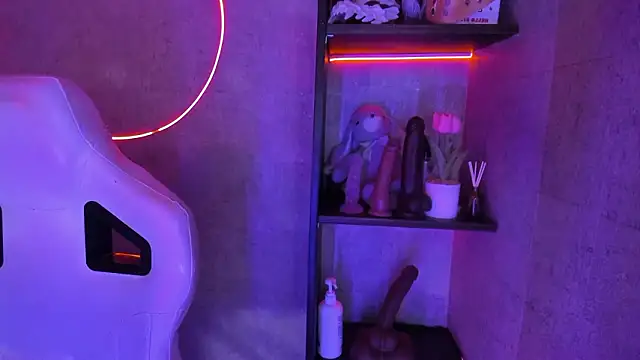 irisfeitan online show from March 20, 10:09 am