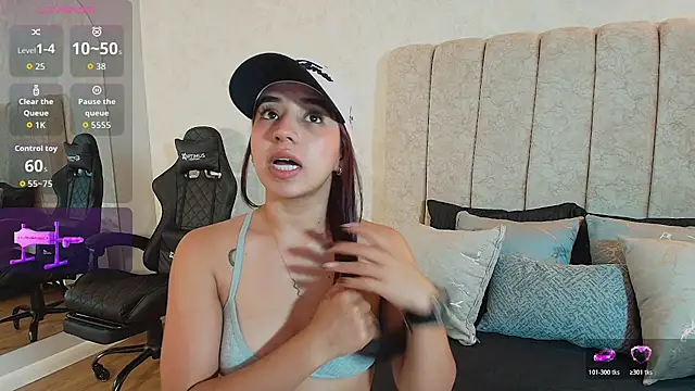 Snapshot of Vittoria_Conti_ chatting on May 15, 5:42 pm Vittoria Conti online show from May 15, 5:42 pm