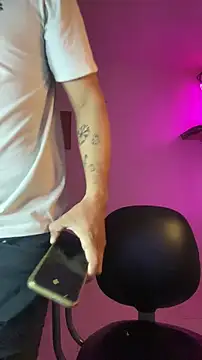 thepicis online show from November 21, 1:37 am