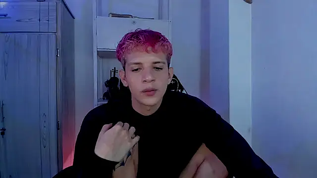 tylernova online show from November 27, 3:30 am