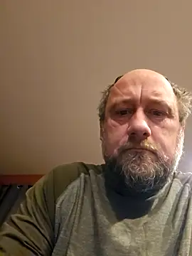 Snapshot of akstr8 chatting on October 21, 4:08 pm akstr8 online show from October 21, 4:08 pm