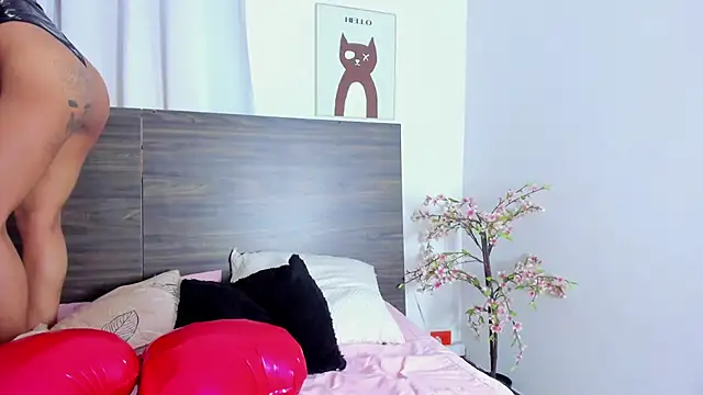 Brianna Maya online show from February 16, 8:16 pm