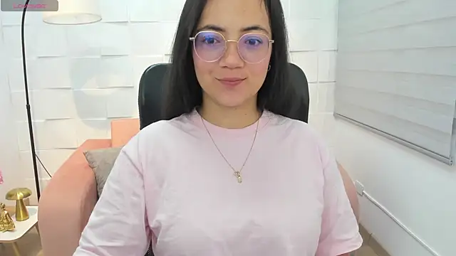 Sasha Grace online show from May 18, 1:06 pm