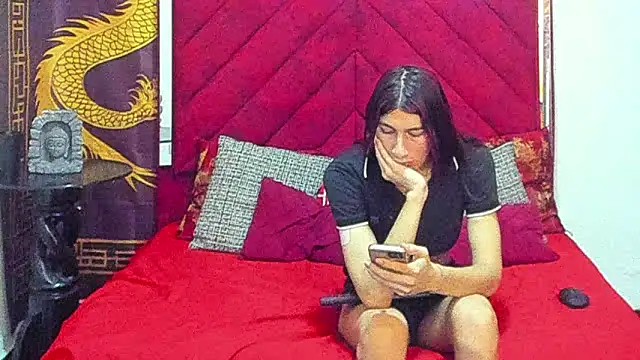 Pride couple online show from January 9, 11:28 pm