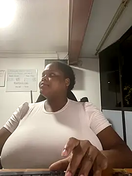 gabrielabrunette69 online show from December 14, 11:42 pm