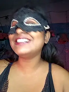 Sweet-Maddlina online show from May 7, 2:39 am