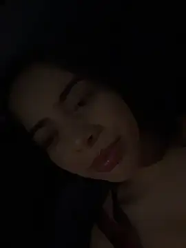 Snapshot of zoeartt chatting on October 21, 4:13 am zoeartt online show from October 21, 4:13 am