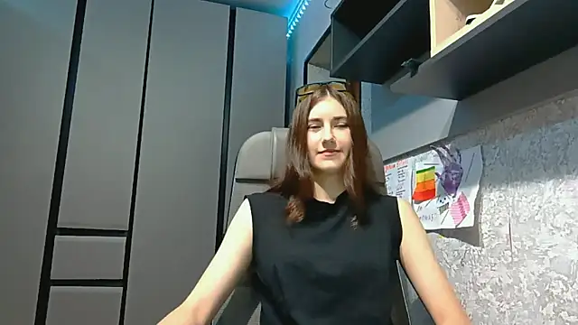 AliceNova online show from October 12, 5:06 am