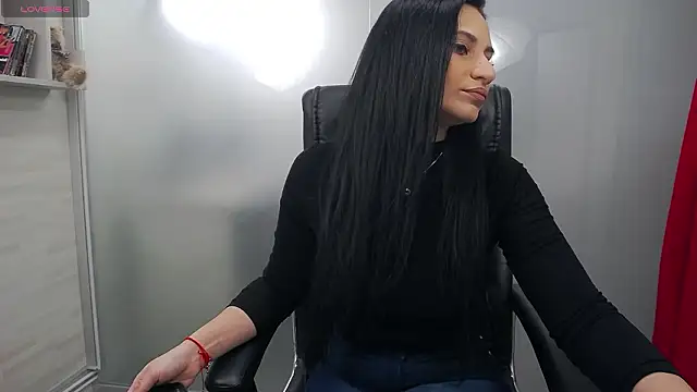 YaraXCox online show from March 3, 3:23 am