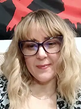 Amelialove42 online show from March 5, 6:48 pm