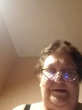 Katherine735 online show from May 11, 9:01 pm