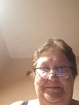 Katherine735 online show from May 17, 7:54 pm