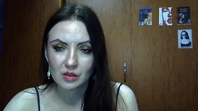 Snapshot of Kalorinn chatting on March 23, 1:31 am Kalorinn online show from March 23, 1:31 am