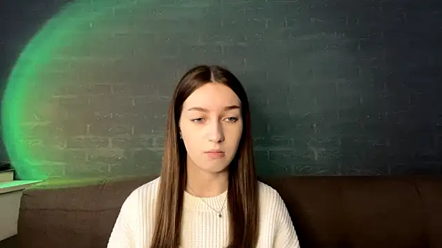 Snapshot of LingNikkel chatting on October 30, 10:06 am LingNikkel online show from October 30, 10:06 am