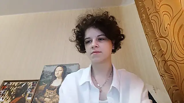 Snapshot of JesseniaHanney chatting on October 20, 8:04 am JesseniaHanney online show from October 20, 8:04 am