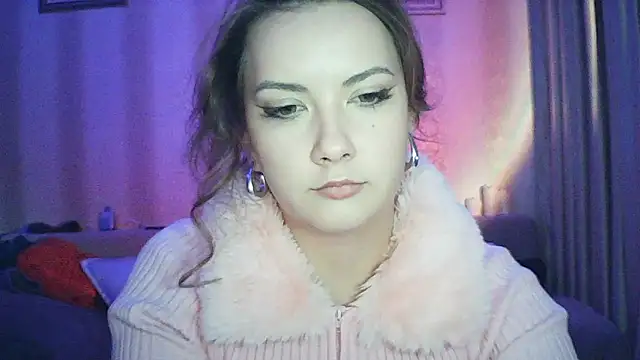 MoodieMira online show from February 17, 5:19 pm