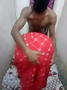 Snapshot of indian_Couple_1999 chatting on October 13, 3:23 pm indian Couple 1999 online show from October 13, 3:23 pm