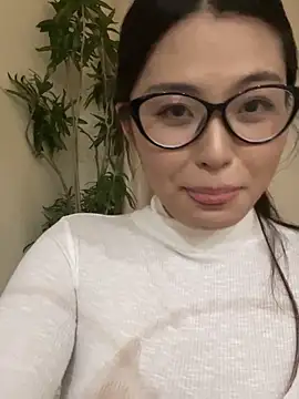 zhenzhen666 online show from October 25, 5:30 pm