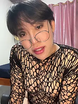 Keyka15 online show from February 11, 3:50 pm