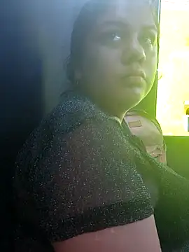 solnechka1 online show from October 15, 2:01 am