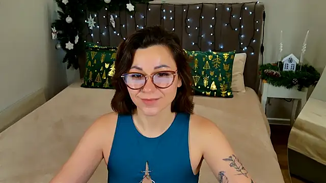 EdenSolis online show from December 21, 9:27 am