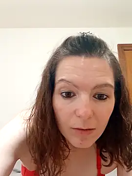 Snapshot of labellerose chatting on October 31, 6:20 pm labellerose online show from October 31, 6:20 pm