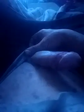 Snapshot of Alexszader36 chatting on March 31, 12:01 am Alexszader36 online show from March 31, 12:01 am