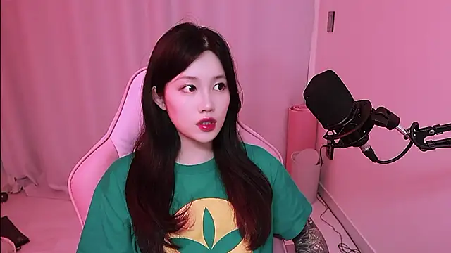 MISA 02 online show from March 6, 5:42 pm