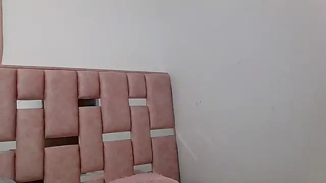 abby moss 2 online show from December 16, 5:23 am