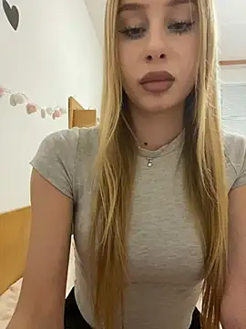 RemyStyles online show from February 4, 9:42 pm